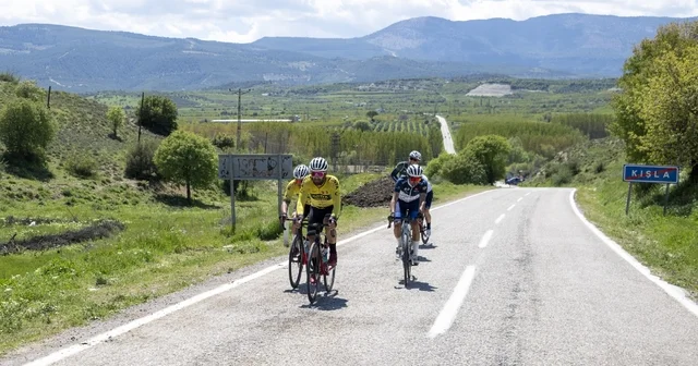 Mersin de 120 sporcu 126 kilometrelik etapta yarıştı Mersin Haberleri