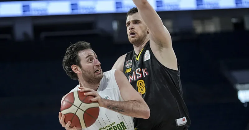 Erokspor sahasında Mersinspor u devirdi!