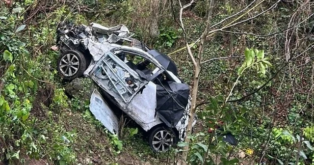 Ordu da yamaçtan yuvarlanan otomobildeki baba ile kızı öldü Ordu Haberleri