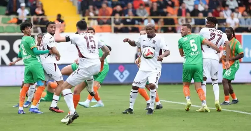 Karadeniz fırtınası Akdeniz de dindi! Zirve yarışında sürpriz kayıp