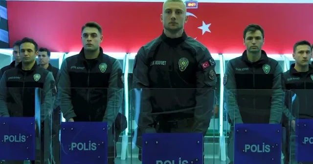 TÜMOSAN Konyaspor dan anlamlı paylaşım: Futbolcular polis oldu sosyal medyada beğeni yağdı VİDEO İZLE