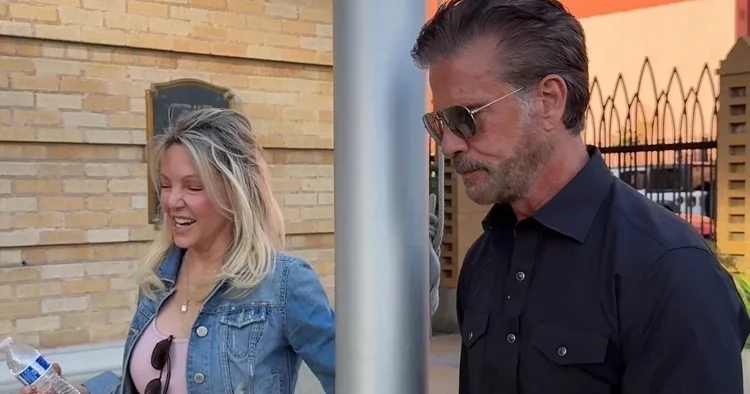 Gençlik yıllarında birbirlerine bakmamışlardı bile... İki ünlü oyuncu 60 yaşından sonra aşka düştü