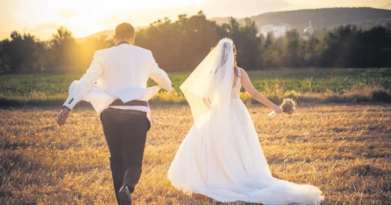 Mutlu evlilik birbirini tamamlayan iki insanla olur