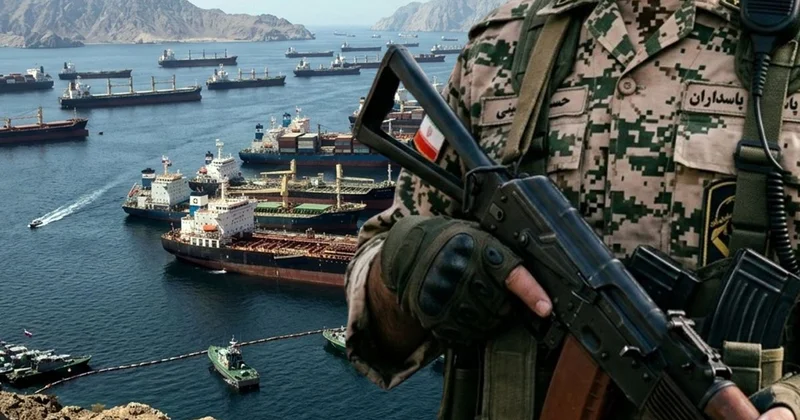 İran tehdit etti, ABD gemisi Hürmüz den geri döndü