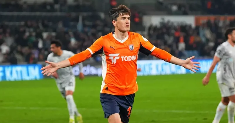 Eldor Shomurodov 5 maçlık gol orucunu dubleyle bozdu!