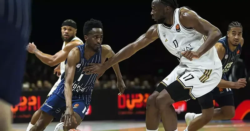 Efes ten Dubai ye play in çalımı! 9 blok, 16 sayı fark... Dubai BC Anadolu Efes maç sonucu 69 85 Fanatik Gazetesi Basketbol Haberleri Spor