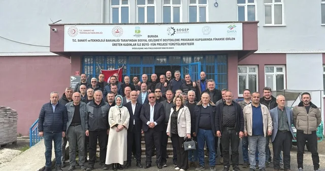 AK Parti Manyas ilçe teşkilatı muhtarlarla istişare toplantısı yaptı Balıkesir Haberleri