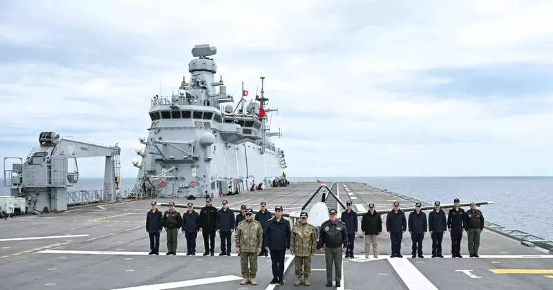 Türkiye den tarihi hamle! Aynı anda 50 savaş gemisi