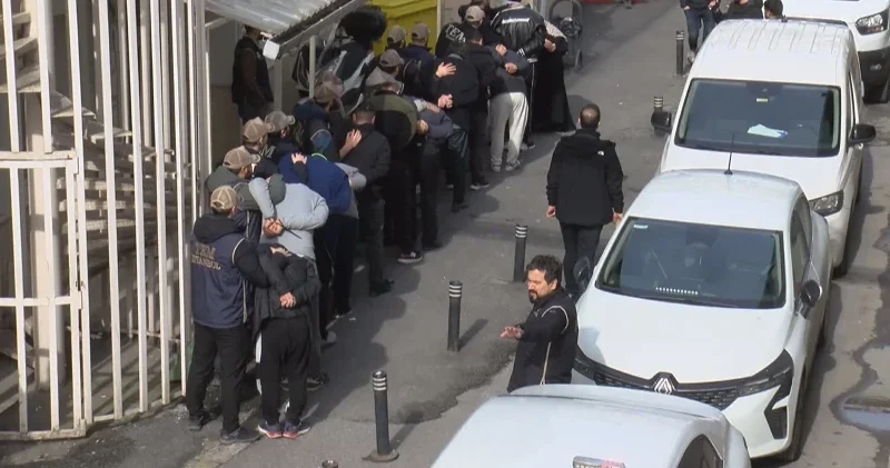 İsrail Konsolosluğu önündeki saldırı soruşturması: 12 şüpheliden 9 u için tutuklama talebi Gündem Haberleri