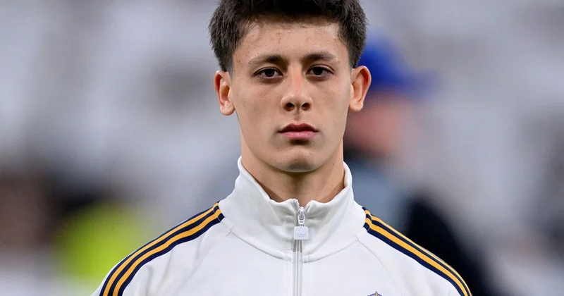 Real Madrid şampiyonluk umutlarını zora soktu