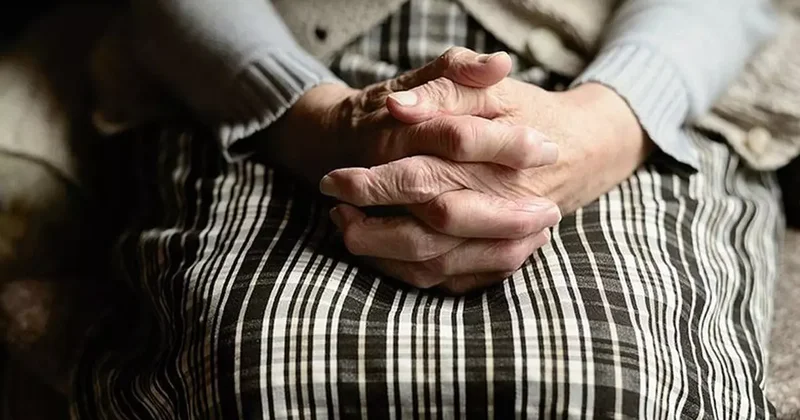 Uzmanı uyardı: Parkinson hastalığında erken teşhis önemli