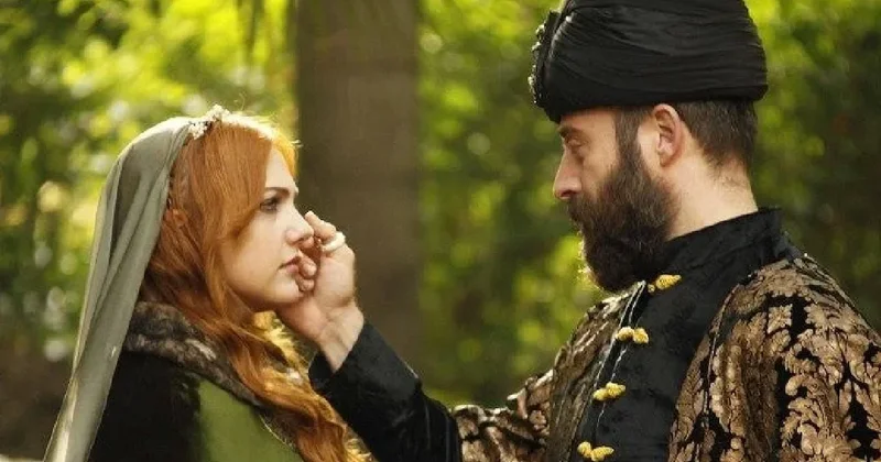 Meryem Uzerli ve Halit Ergenç ten muhteşem dönüş: Yıllar sonra aynı projedeler Sözcü Gazetesi