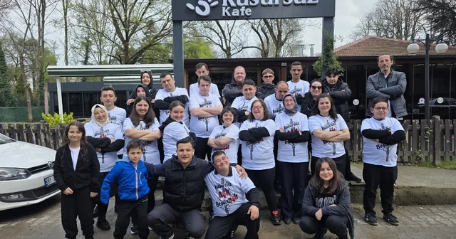 Beşiktaş, kafe çalışanı özel bireyleri ağırladı Düzce Haberleri