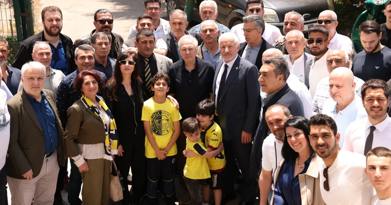 Aziz Yıldırım, şampiyon boksörlerle bir araya geldi!