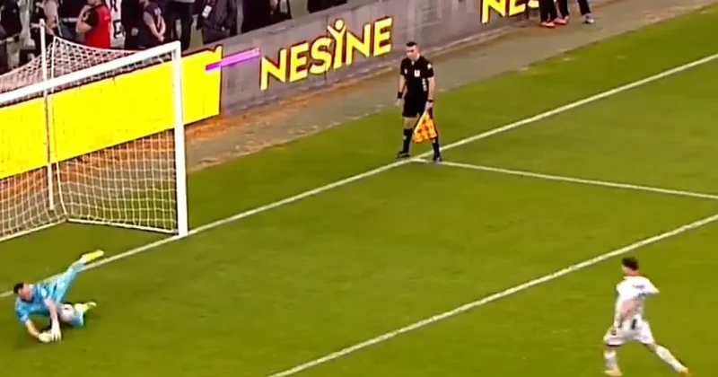 Herkes kaçtı derken mucize gerçekleşti! Elazığspor un sevincini yarım bırakan an