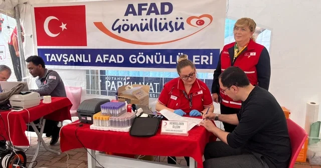 Tavşanlı Kaymakamı Özdemir den 11 inci kan bağışı Kütahya Haberleri