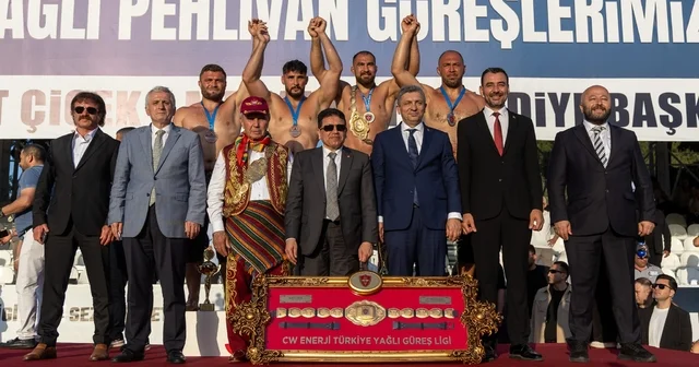 Manavgat ta başpehlivanlık kemeri Feyzullah Aktürk ün Antalya Haberleri