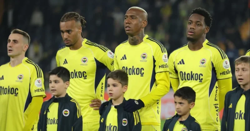 Fenerbahçe nin eski yıldızı Galatasaray a haber yolladı! Taraftar çileden çıktı Sözcü Gazetesi