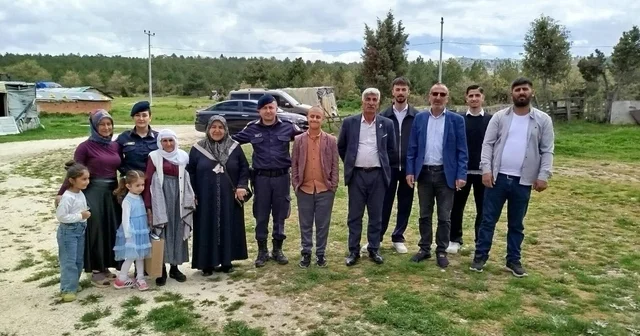 Jandarmadan şehit ve fedakar annelere yürek ısıtan dokunuş Bilecik Haberleri