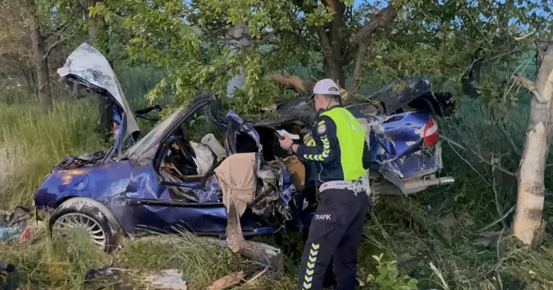 Düğün konvoyunda feci kaza: 1 ölü, 1 yaralı