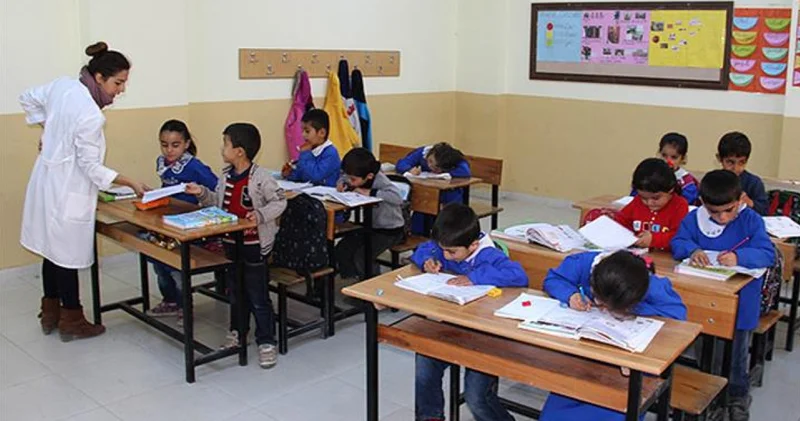 Öğretmenlerin yer değiştirme başvuruları başladı