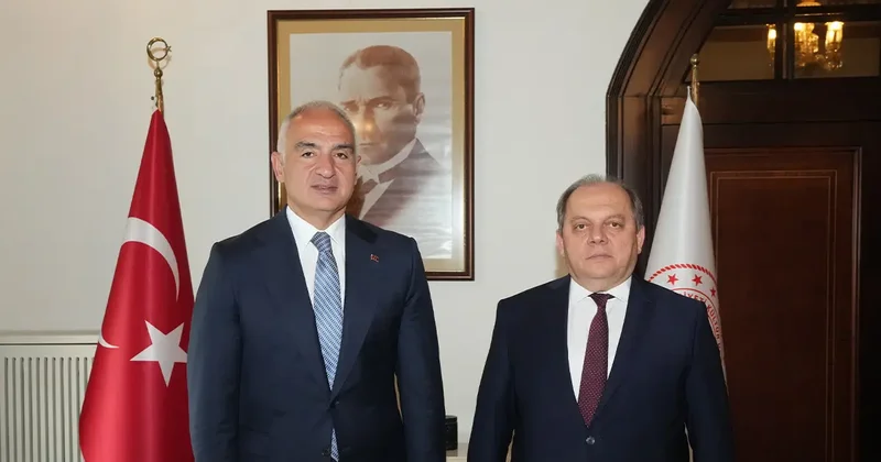 Bakan Ersoy, Yargıtay Başkanı Ömer Kerkez i Cumhuriyet Müzesi nde ağırladı
