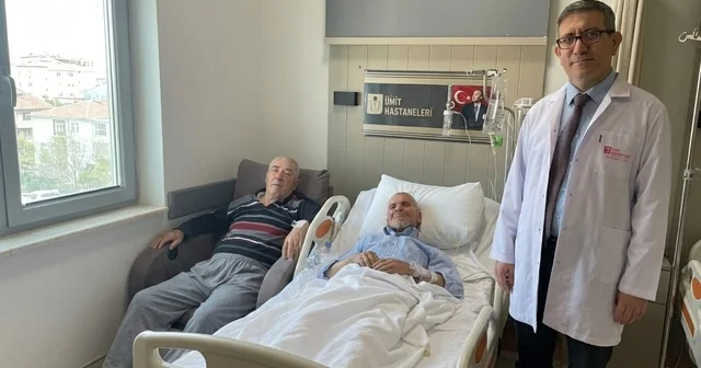 Şah damarı darlığına kapalı yöntemle müdahale Eskişehir Haberleri