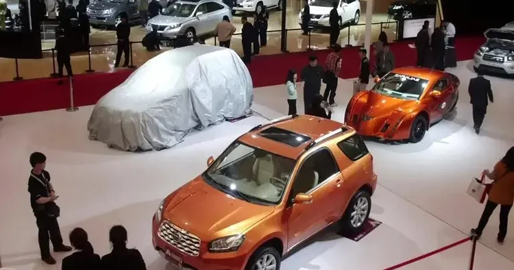 Çin otomotivinde tarihi eşik! Akaryakıt fiyatları talebi vurdu