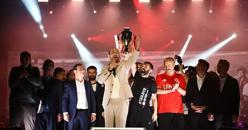 Batman Petrolspor, 1. Lig e yükselmeyi kutladı!