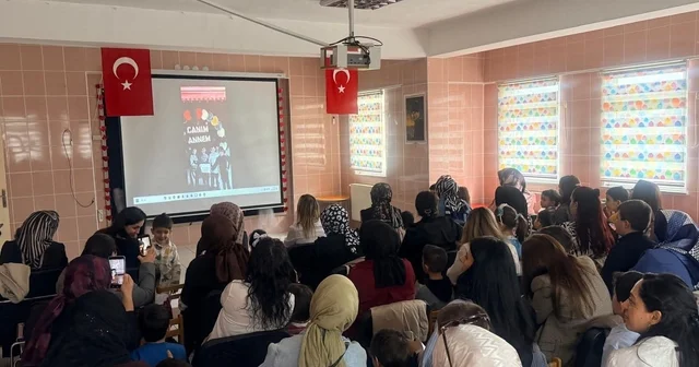 Çıldır Anaokulu nda annelere sürpriz Ardahan Haberleri