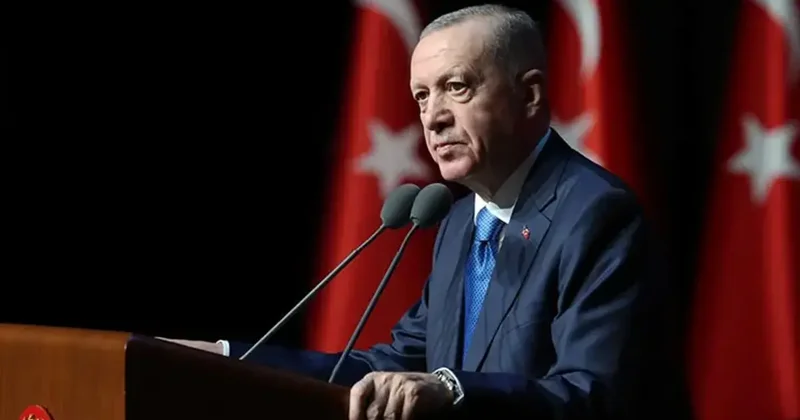 Cumhurbaşkanı Erdoğan dan Okan Buruk ve Dursun Özbek e tebrik telefonu Fanatik Gazetesi Galatasaray (GS) Haberleri Spor