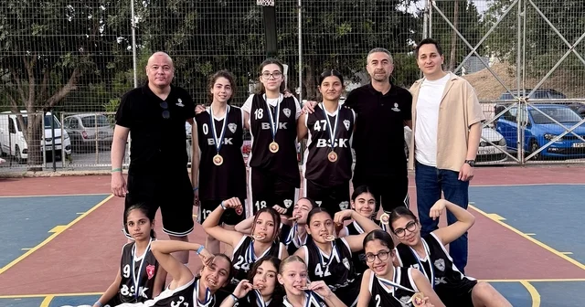 Ege Dostluk Turnuvası şampiyonu Denizli Büyükşehir oldu Denizli Haberleri