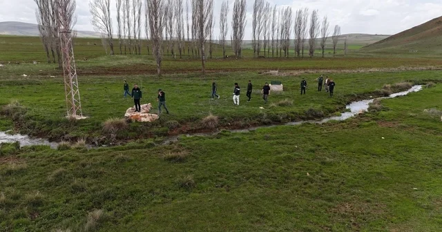DSİ heyeti Topraksu Göleti Sulaması sahasında incelemelerde bulundu Bayburt Haberleri
