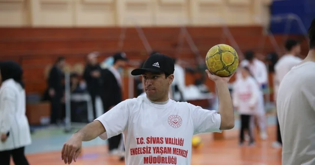 Sivas ta özel gereksinimli bireyler sporla buluştu Sivas Haberleri