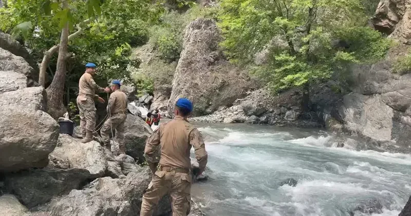 Dereye düşerek kaybolan 9 yaşındaki çocuğun cesedi bulundu
