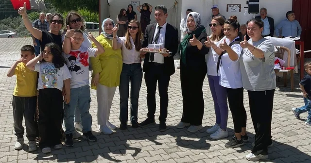 Ula Çiçekli Mahallesi Muhtarı Karan dan Anneler Günü etkinliği Muğla Haberleri