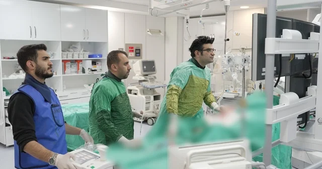MEAH ta bir günde 3 kalp deliği başarıyla kapatıldı Malatya Haberleri