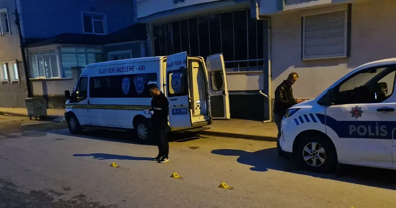 Bıçaklı kavgada kan döküldü: 1 yaralı
