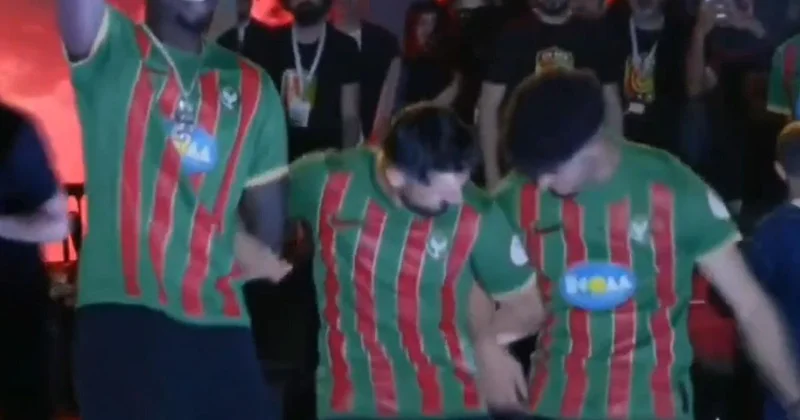 Kutlamalara damga vurdu! Diagne den Diyarbakır ı sallayan hareket