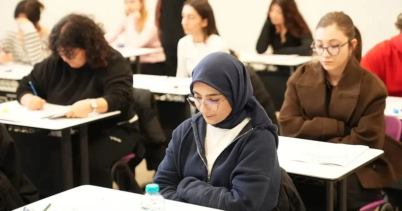 İBB den öğrencilere bir kötü haber daha: Yüzde 35 zam!