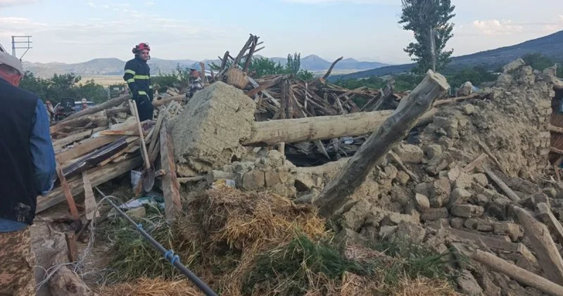 Kerpiç ev çöktü! Yaralılar var! Son dakika haberleri