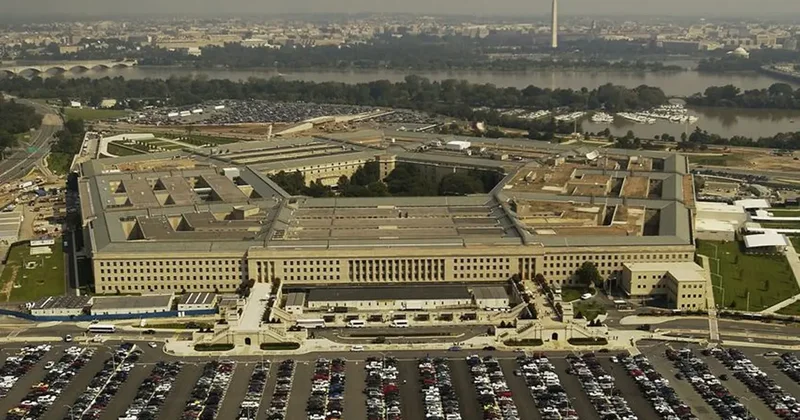 Pentagon’da tehlikeli madde alarmı! Birden fazla kat karantinaya alındı