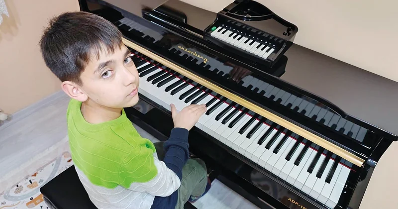 Oyuncak piyanodan resitallere