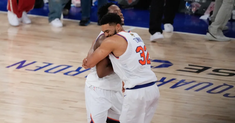 New York Knicks 29 sayıdan döndü: Seride durum 3 1!