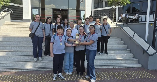 Sarıgöl Şehit Esin Akay Ortaokulu Manisa üçüncüsü oldu Manisa Haberleri
