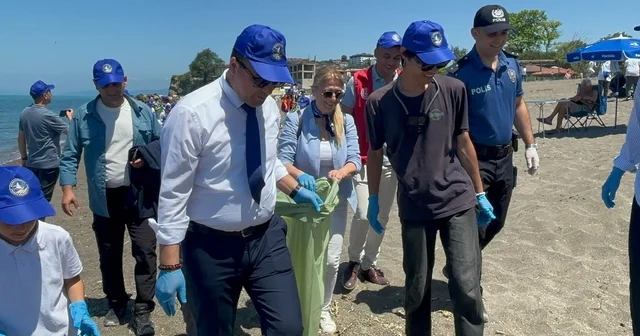 Akçakoca da sahiller için el ele Düzce Haberleri