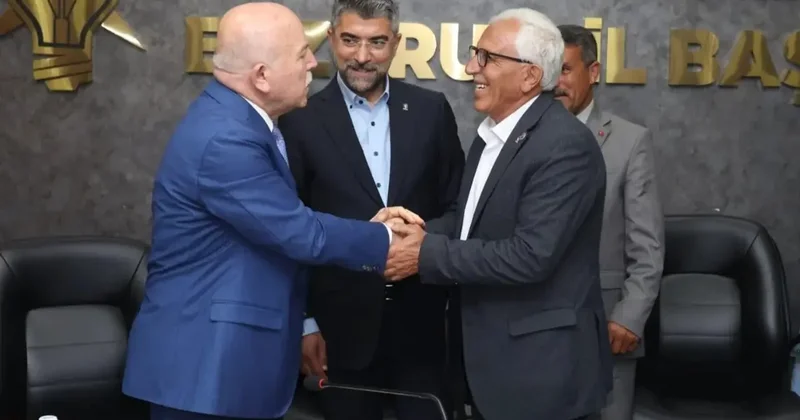 CHP de bir istifa daha, AK Parti ye geçti!