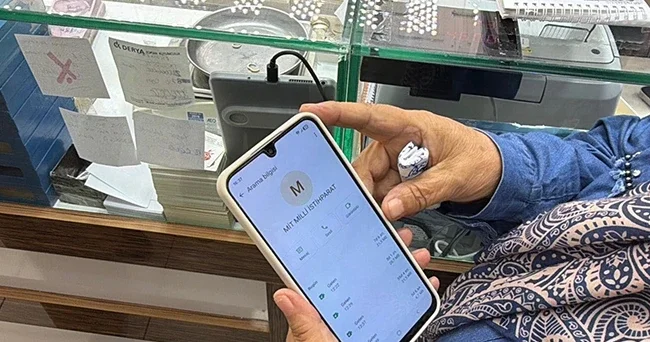 Kuyumcu ikna edemedi, polise haber verdi: 10 altın bileziğini bozdurdu! Başıma geleceğini hiç düşünmedim