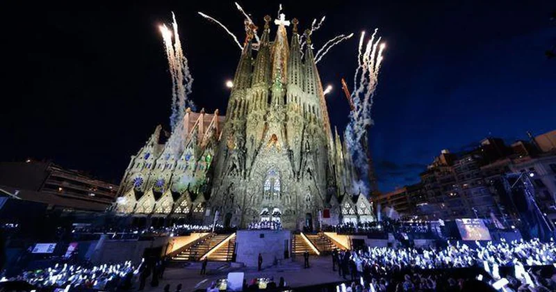 Sagrada Familia: Dünyanın En Yüksek Kilisesi