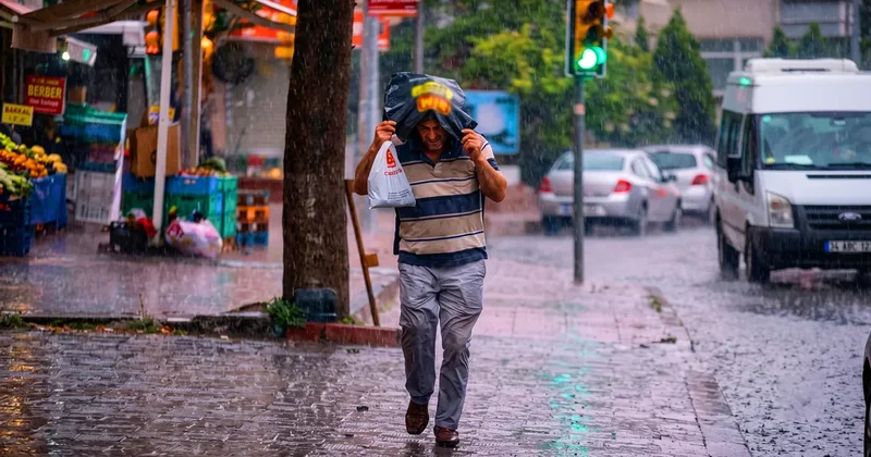 SON DAKİKA HAVA DURUMU! Hafta sonu plan yapanlar dikkat: Sıcaklıklar çakılıyor! O illerde yaşayanlar şemsiyesiz çıkmayın